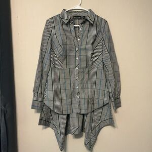 New York & Company Plaid Button-Up Shirt